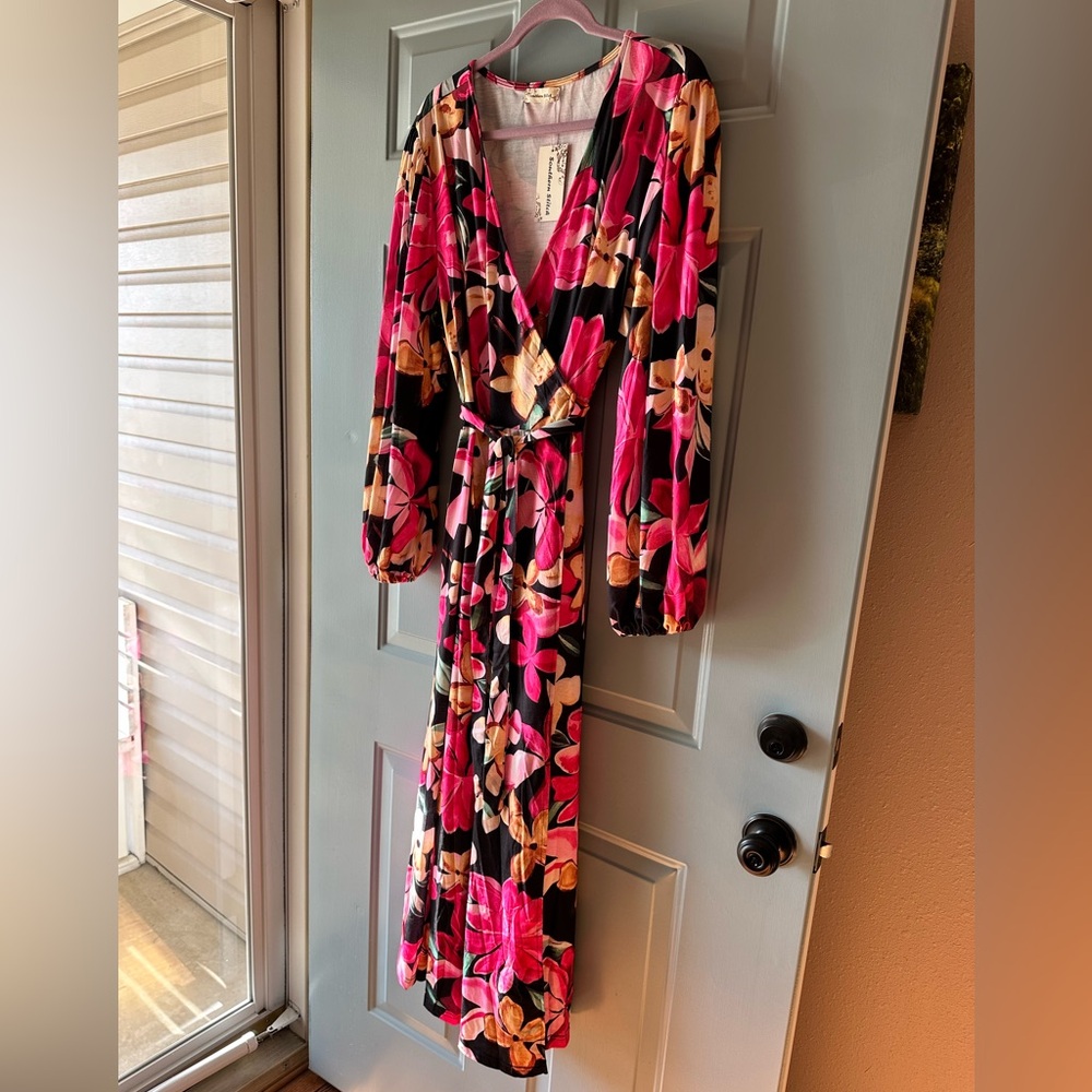 New with tags floral summer dress from Southern stitch 2XL